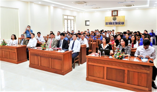 Hội nghị công bố quyết định của Tổng cục trưởng TCTK về công tác cán bộ của CTK tỉnh Bắc Kạn 1