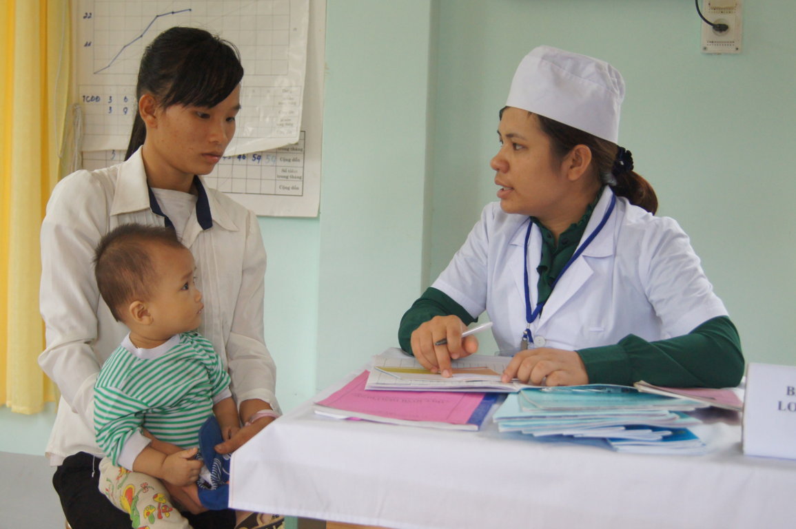 Những chuyển biến tích cực trong việc bảo vệ và chăm sóc sức khỏe người dân trên Cao nguyên đá Đồng Văn 4