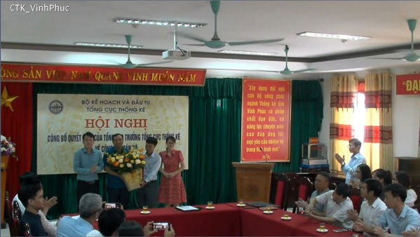 Hội nghị công bố Quyết định của Tổng cục trưởng TCTK về công tác cán bộ Cục Thống kê tỉnh Vĩnh Phúc 1