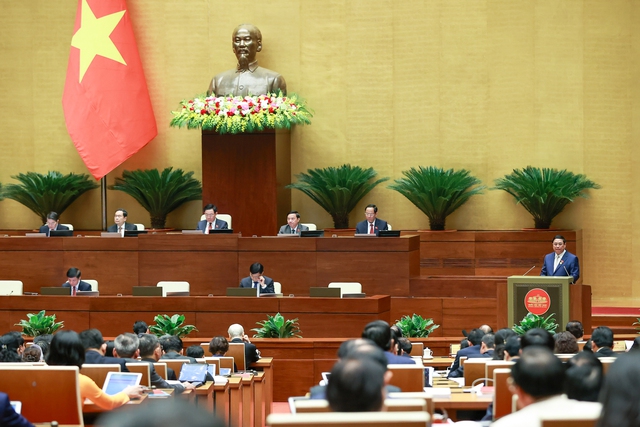 Kỳ họp thứ 6, Quốc hội khóa XV chính thức khai mạc và bước vào ngày làm việc đầu tiên  4