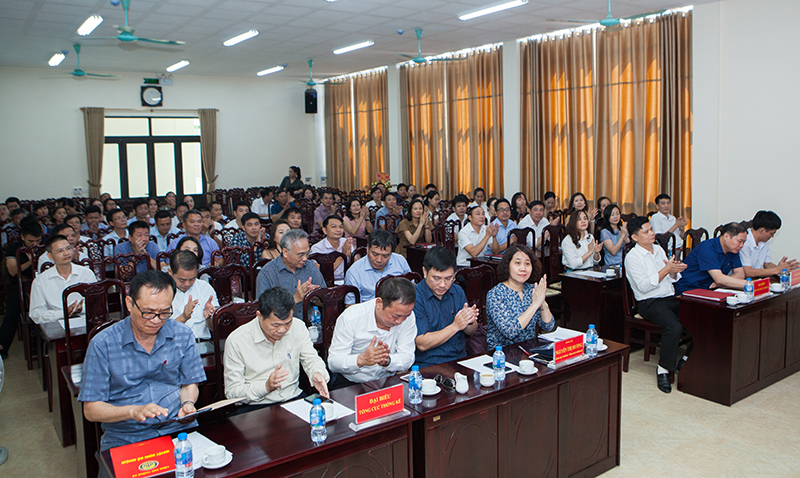 Đoàn công tác của Tổng cục trưởng TCTK thị sát Cục Thống kê các tỉnh miền Trung 1