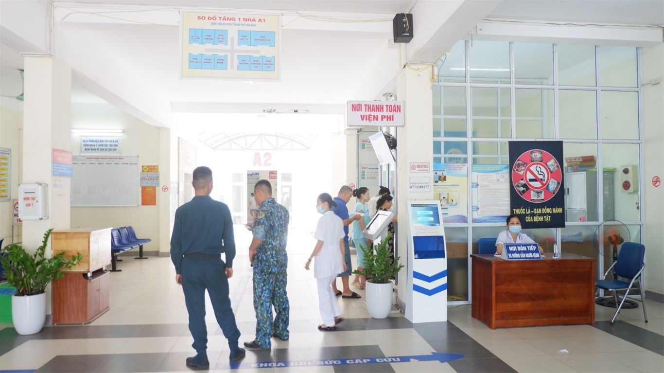 Trung tâm Y tế thành phố Hòa Bình: Nỗ lực hoàn thành tốt nhiệm vụ được giao 1