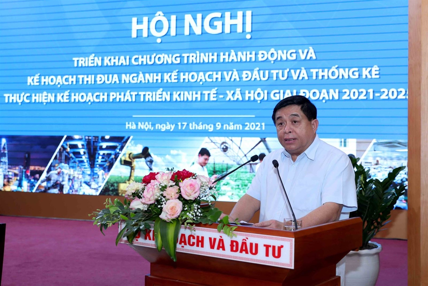 Hội nghị triển khai Chương trình hành động và Kế hoạch thi đua ngành Kế hoạch và Đầu tư và Thống kê thực hiện Kế hoạch phát triển kinh tế - xã hội giai đoạn 2021-2025 2