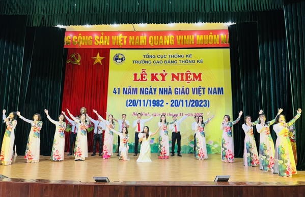 Lãnh đạo Tổng cục Thống kê chúc mừng trường Cao đẳng Thống kê nhân ngày Nhà giáo Việt Nam 20-11 2