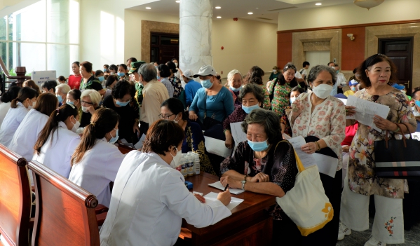 Värna mừng thọ 1.000 người cao tuổi tại TP. HCM 1