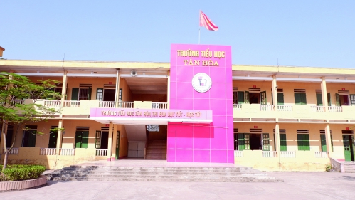 Trường Tiểu học Tân Hòa: Học tập, giảng dạy theo tấm gương đạo đức Hồ Chi