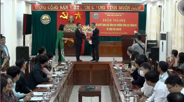 Hội nghị trực tuyến Công bố Quyết định của Tổng cục trưởng TCTK về công tác cán bộ Cục Thống kê Ninh Bình 2