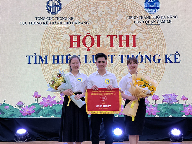 Cục Thống kê thành phố Đà Nẵng đẩy mạnh hoạt động phổ biến Luật và tuyên truyền kiến thức Thống kê 3