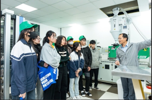 Thị trường lao động năm 2025 cơ hội và thách thức 1
