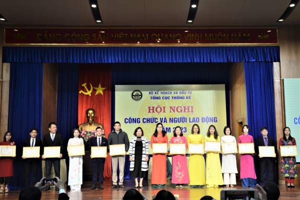 Hội nghị công chức và người lao động năm 2023 8