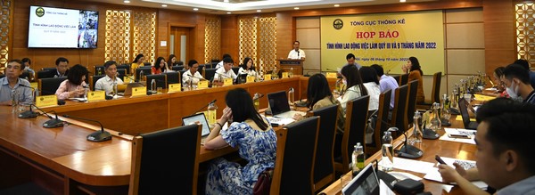 Tổng cục Thống kê họp báo tình hình lao động việc làm quý III và 9 tháng năm 2022 1