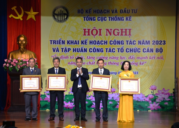 Tổng cục Thống kê tổ chức Hội nghị Triển khai kế hoạch công tác năm 2023 12
