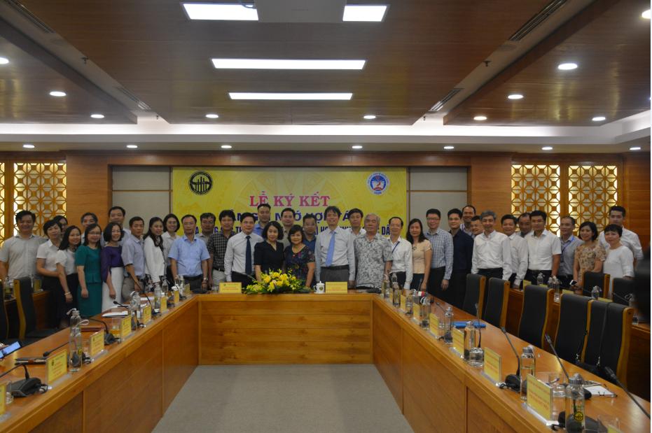 Lễ ký kết bản ghi nhớ hợp tác giữa Tổng cục Thống kê và Trường Đại học Kinh tế quốc dân 4