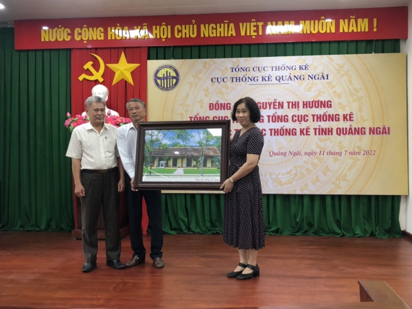 Đoàn Công tác Tổng cục Thống kê thăm và làm việc tại một số tỉnh miền Trung 3