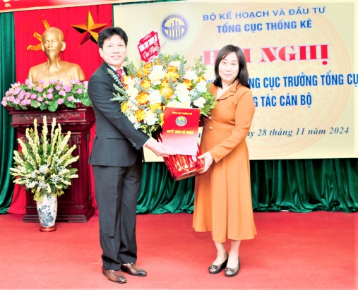 Hội nghị công bố Quyết định công tác cán bộ tại Cục Thống kê tỉnh Nam Định