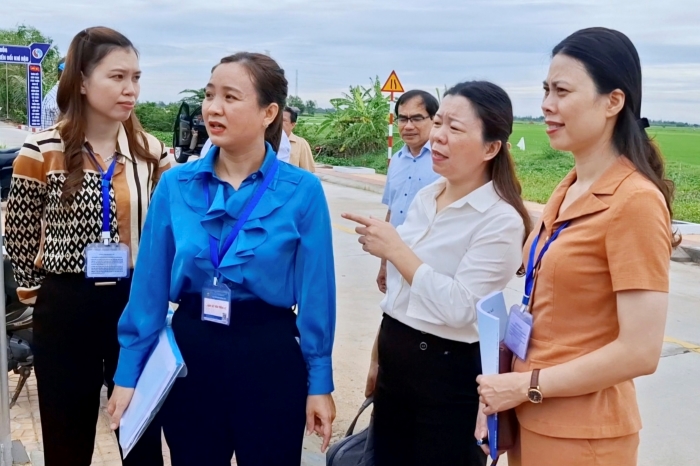 Phó Tổng cục trưởng Đỗ Thị Ngọc giám sát điều tra 53 DTTS tại tỉnh Bạc Liêu 3