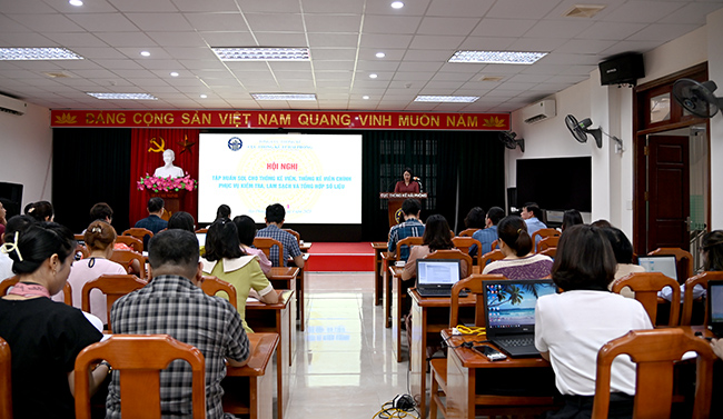 Hội nghị Tập huấn SQL cho thống kê viên, thống kê viên chính phục vụ kiểm tra, làm sạch và tổng hợp số liệu tại Cục Thống kê thành phố Hải Phòng 3