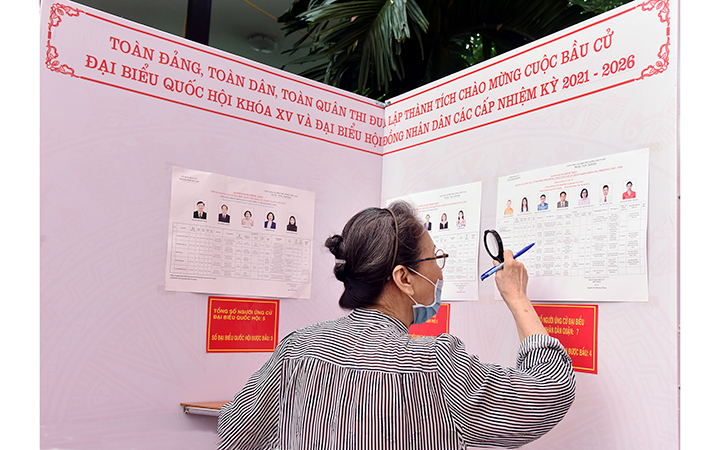 Cử tri cả nước đi bầu cử đại biểu Quốc hội khóa XV và đại biểu HĐND các cấp nhiệm kỳ 2021 – 2026 6