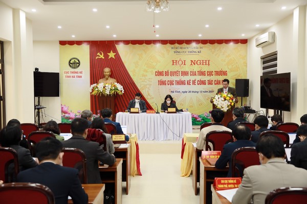 Hội nghị công bố Quyết định của Tổng cục trưởng TCTK về công tác cán bộ Cục Thống kê tỉnh Hà Tĩnh 2