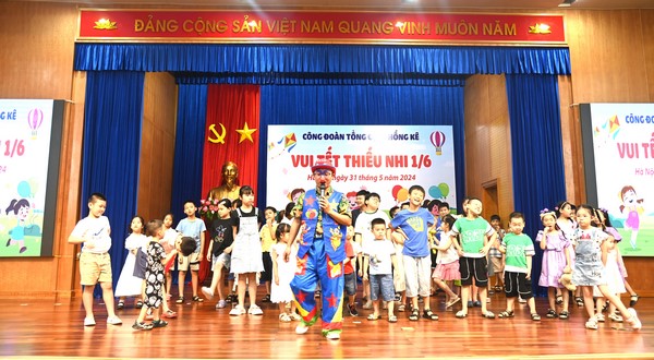 Tổng cục Thống kê tổ chức Vui Tết thiếu nhi cho con em cán bộ, công chức, viên chức và người lao động 6