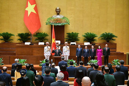 Kỳ họp thứ 8, Quốc khóa XV bắt đầu ngày làm việc đầu tiên và thông qua Nghị quyết bầu Chủ tịch nước Cộng hòa xã hội chủ nghĩa Việt Nam nhiệm kỳ 2021 - 2026 4