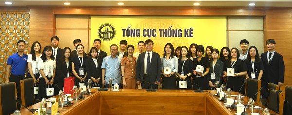 Phó Tổng cục trưởng Đỗ Thị Ngọc tiếp và làm việc với Đoàn Thanh niên Hàn Quốc 6