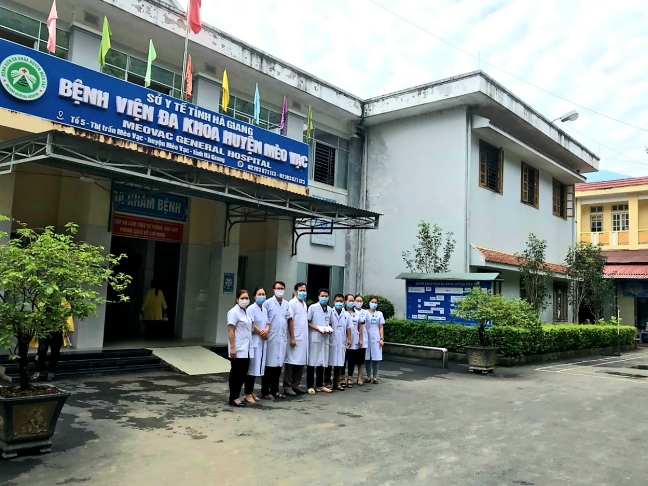 Bệnh viên Đa khoa huyện Mèo Vạc tích cực đổi mới để làm tốt nhiệm vụ chăm sóc sức khỏe người dân nơi vùng cao núi đá 3