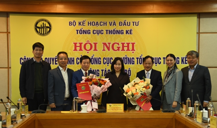 Hội nghị công bố Quyết định về công tác cán bộ Vụ Tổ chức cán bộ 2
