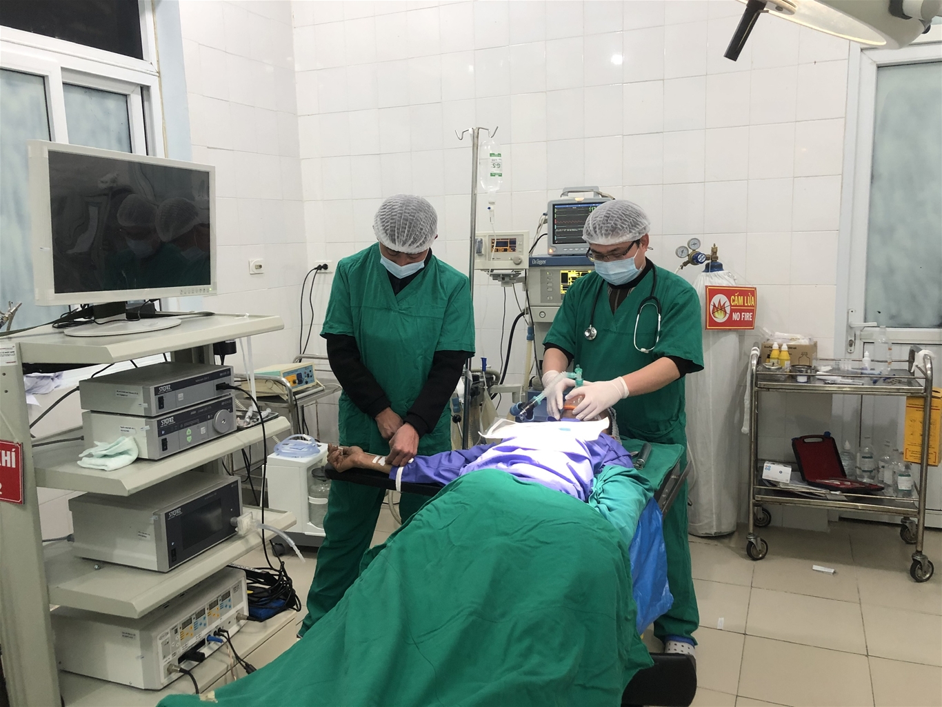 Bệnh viên Đa khoa huyện Mèo Vạc tích cực đổi mới để làm tốt nhiệm vụ chăm sóc sức khỏe người dân nơi vùng cao núi đá 5