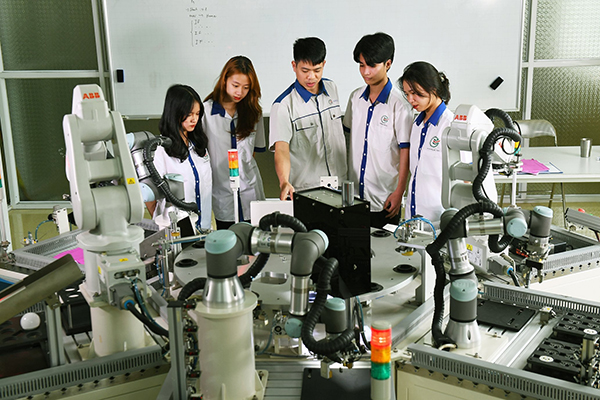 Trường Cao đẳng Nghề Hải Dương: Nơi đào tạo ra những người thợ giỏi thạo nghề 8