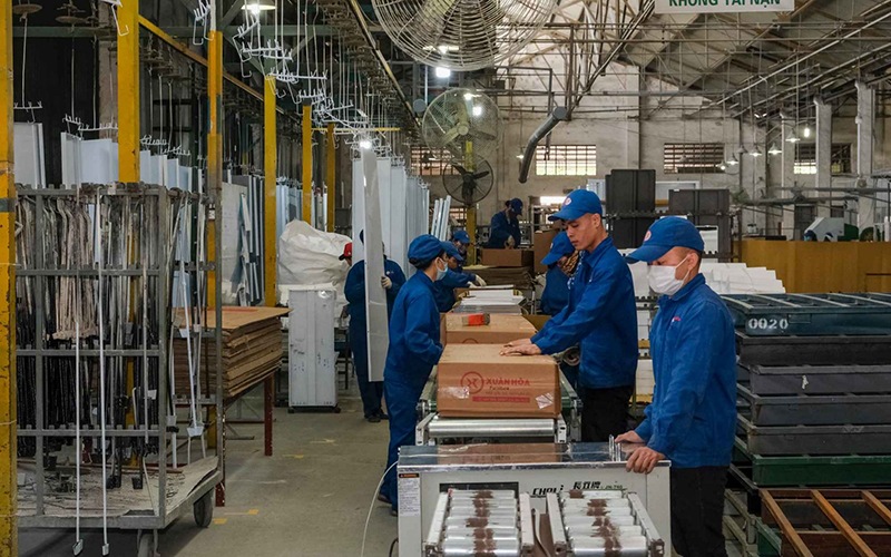 Kiểm soát tốt dịch Covid-19 trong các khu công nghiệp để không đứt gãy chuỗi sản xuất 1
