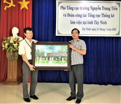 Đoàn công tác Tổng cục Thống kê làm việc với Cục Thống kê Tây Ninh và Cục Thống kê Bình Dương 2