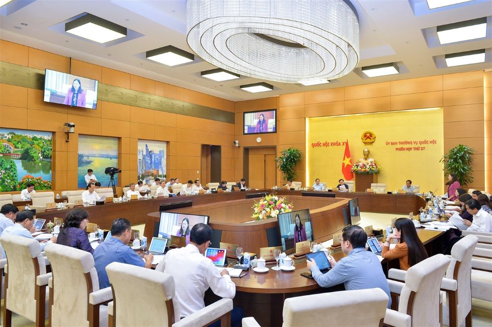 Ủy ban Thường vụ Quốc hội cho ý kiến về các nội dung liên quan đến kinh tế - xã hội 1