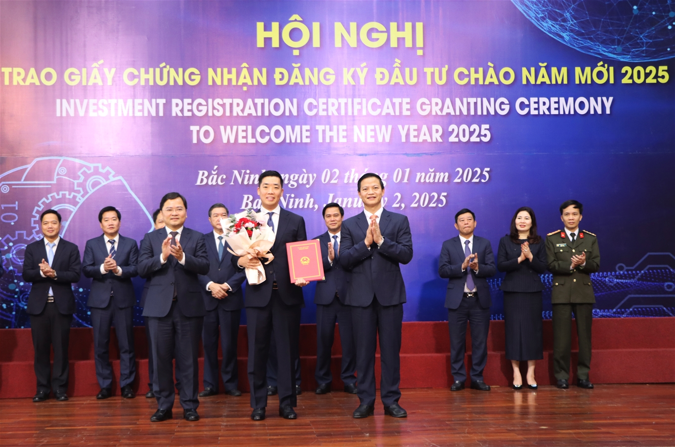 Hoạt động đầu tư kỳ vọng là động lực cho tăng trưởng kinh tế năm 2025 1
