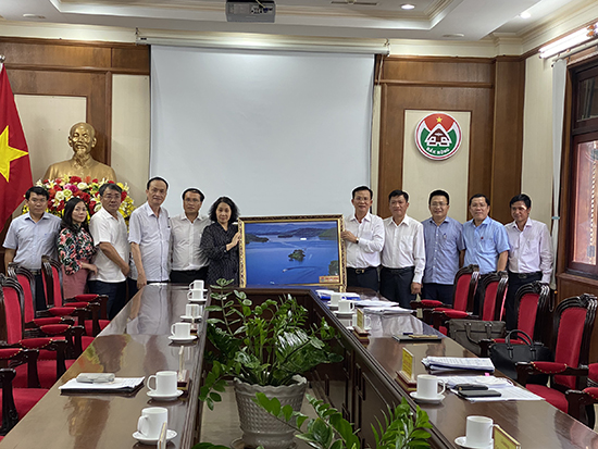 Đoàn công tác Tổng cục Thống kê làm việc với Cục Thống kê tỉnh Đắk Nông và Lãnh đạo tỉnh Đắk Nông 4