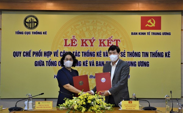 Lễ ký kết Quy chế phối hợp về công tác thống kê và chia sẻ thông tin thống kê giữa Tổng cục Thống kê và Ban Kinh tế Trung ương 2