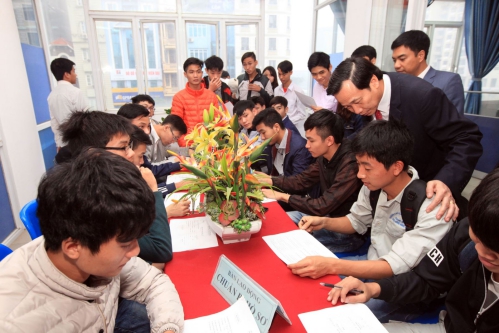 Việc làm cho thanh niên: Những vấn đề đặt ra 1
