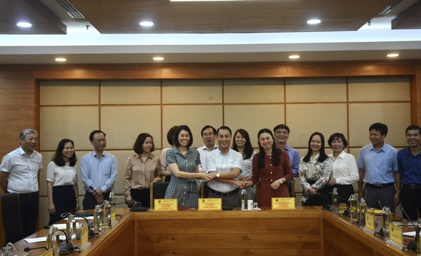 Hội thảo bàn giao và tập huấn sử dụng trang thông tin điện tử Hệ thống dữ liệu không gian dân số phát triển (WEBGIS) 1