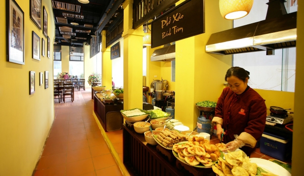 Cạnh tranh trên thị trường ngành thực phẩm và dịch vụ ăn uống 1