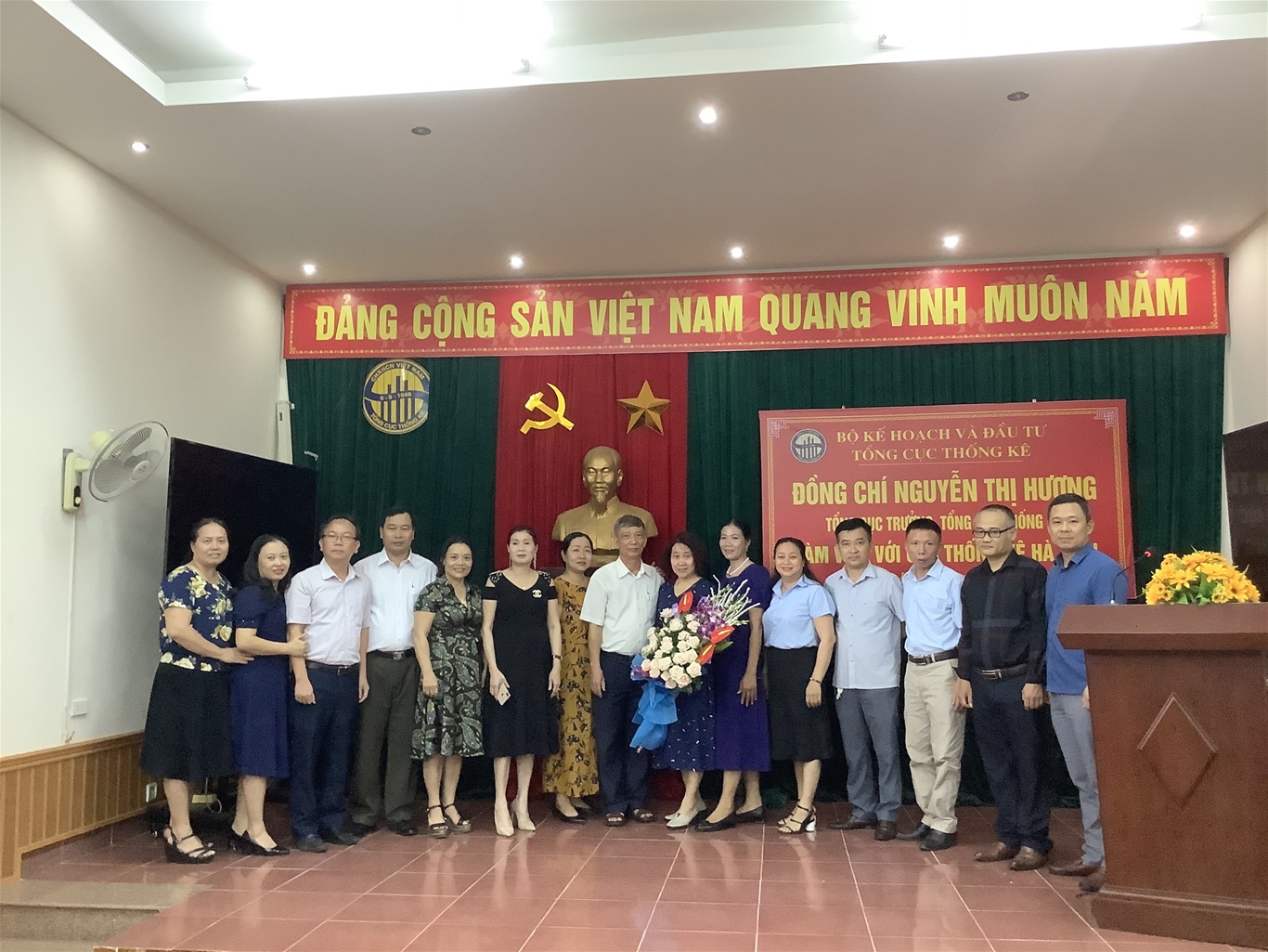 Tổng cục trưởng Tổng cục Thống kê thăm và làm việc với Cục Thống kê tỉnh Hà Tĩnh