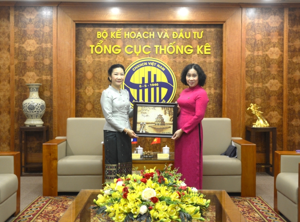 Tổng cục Thống kê tiếp xã giao đoàn cán bộ cấp cao Cơ quan Thống kê Lào 3