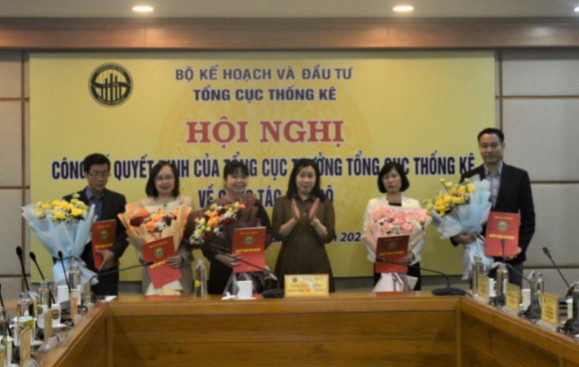 Hội nghị công bố Quyết định điều động, bổ nhiệm lãnh đạo một số đơn vị của Tổng cục Thống kê