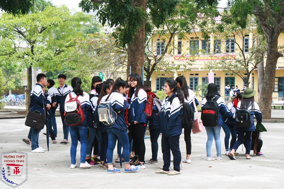 Trường THPT Hồng Thái - 24 năm xây dựng và phát triển 1