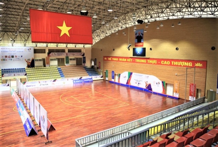 Tiếp tục xây dựng và phát triển sự nghiệp văn hóa, thể thao 3