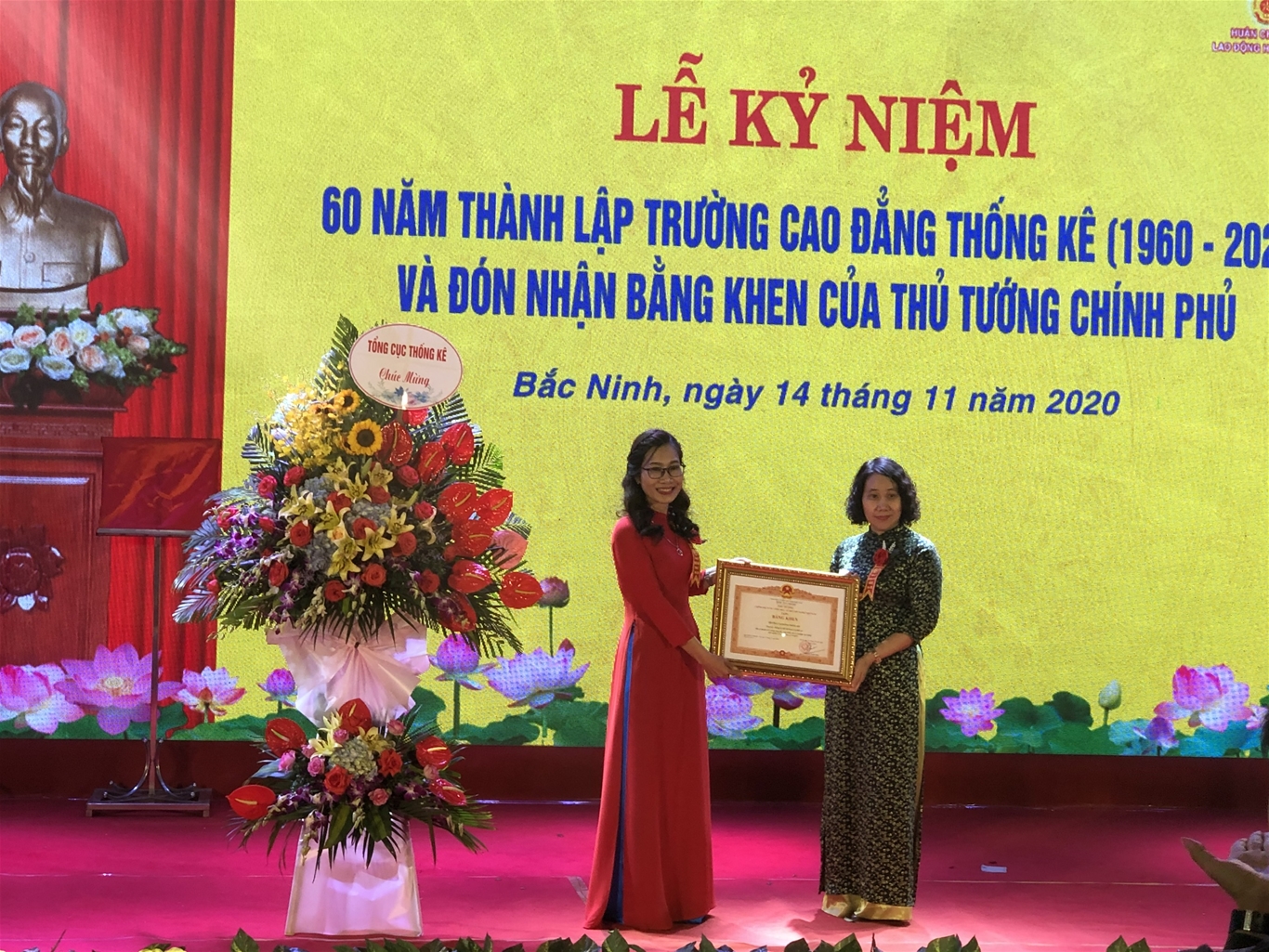 60 năm Trường Cao đẳng Thống kê phát triển và trưởng thành