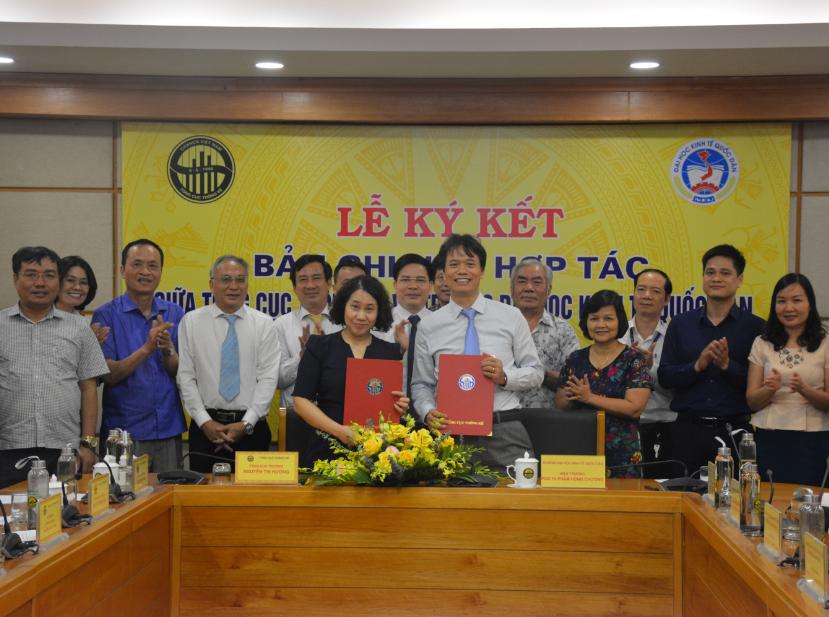 Lễ ký kết bản ghi nhớ hợp tác giữa Tổng cục Thống kê và Trường Đại học Kinh tế quốc dân 3