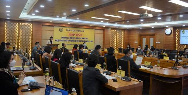 Tổng cục Thống kê họp báo công bố tình hình lao động việc làm quý IV, năm 2021 và Chỉ số phát triển con người Việt Nam giai đoạn 2016-2020 1