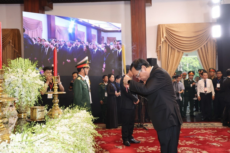 Thành kính tiễn biệt Tổng Bí thư Nguyễn Phú Trọng