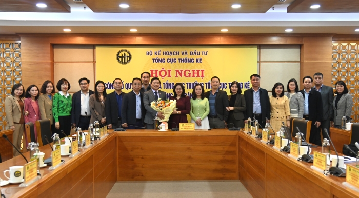 Hội nghị công bố Quyết định của Tổng cục trưởng TCTK về công tác cán bộ Vụ Pháp chế và Thanh tra thống kê 2
