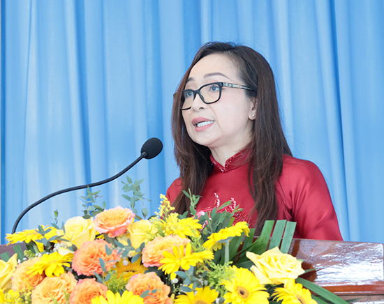 Công bố quyết định về công tác cán bộ Cục Thống kê tỉnh Bình Dương 4